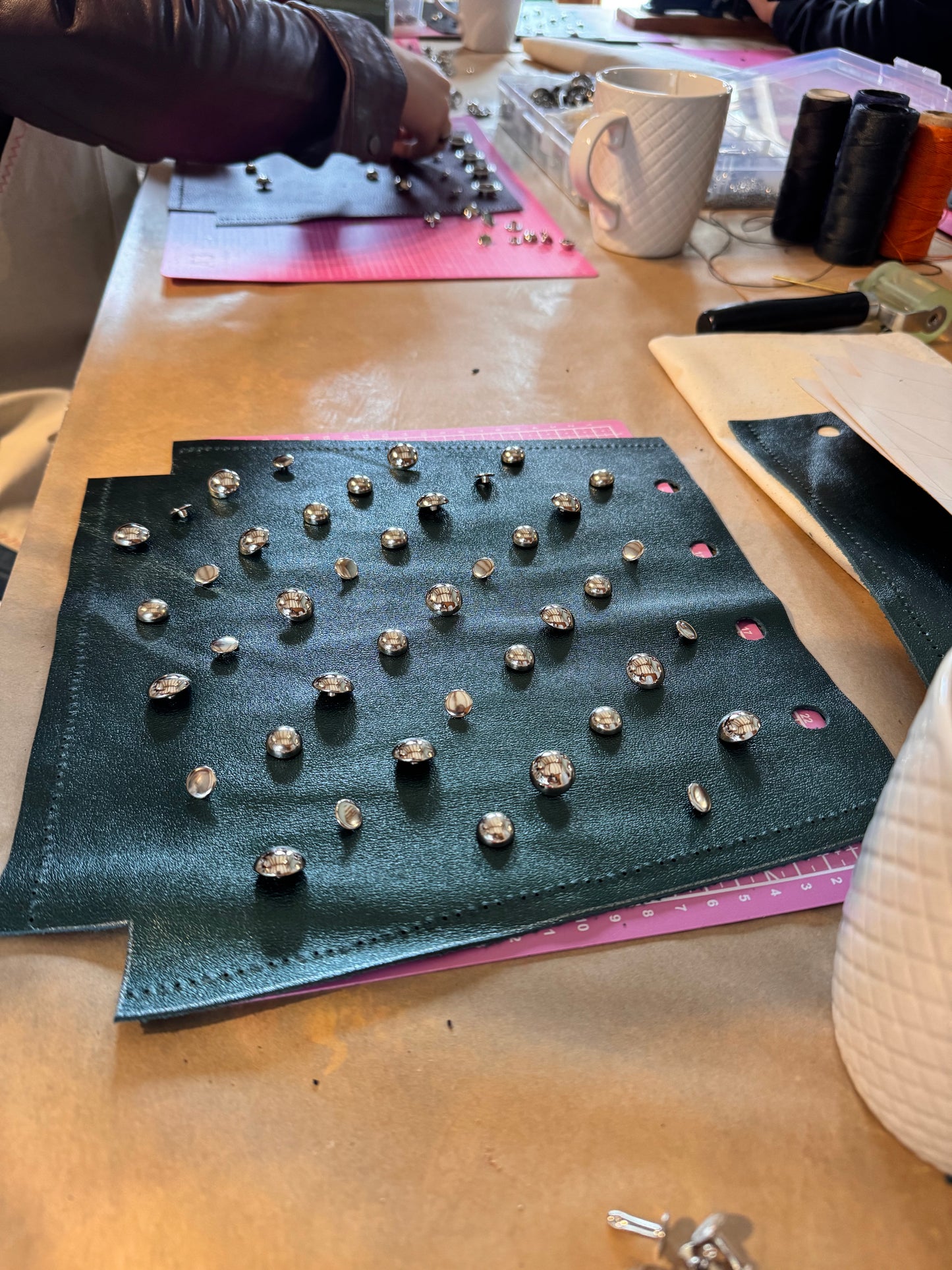 Taller Cartera de Cuero 25 de Julio Espacio Alma Paz Rancagua